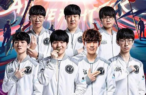 的第一反应 的第一反应