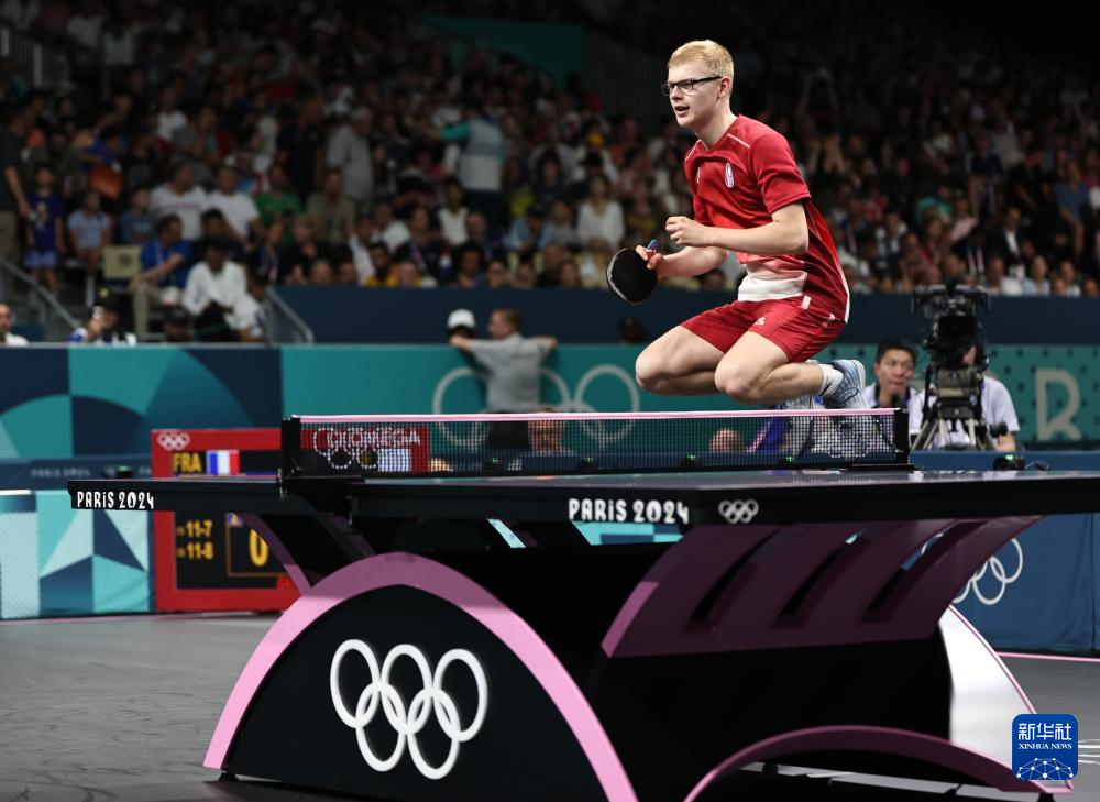 边锋的角色 边锋的角色