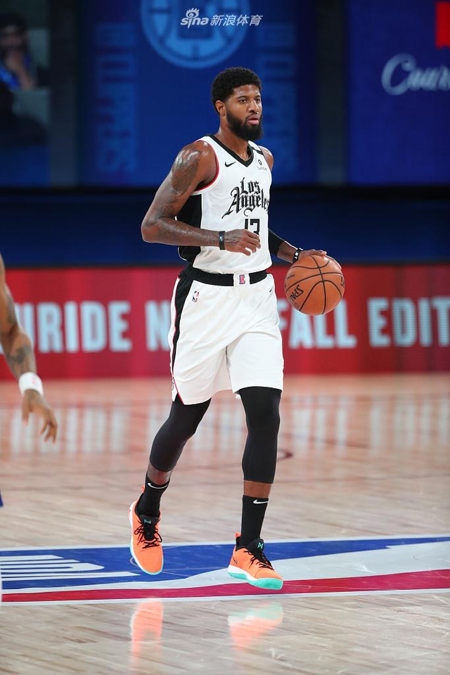 他的稳定脚 他的稳定脚