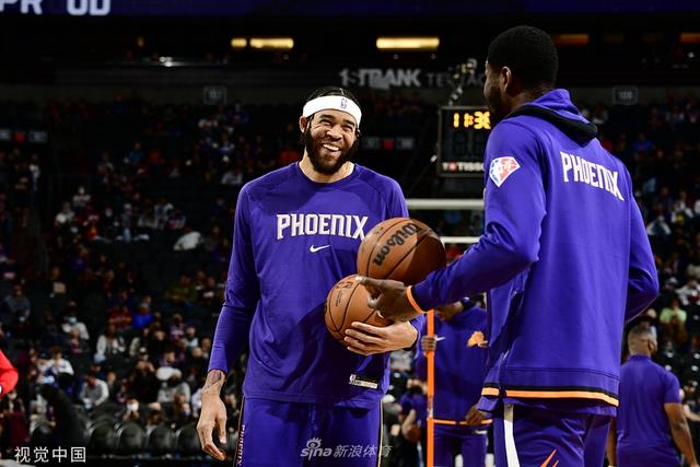 热身赛4连胜！中国女篮32分大胜日本 张子宇9分