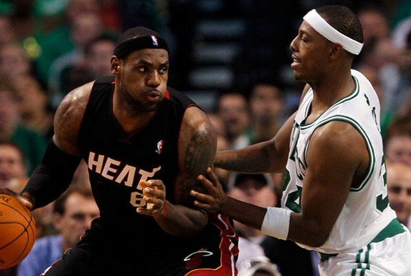 体育西甲：巴萨逆转瓦伦西亚 继续对榜首保持压力