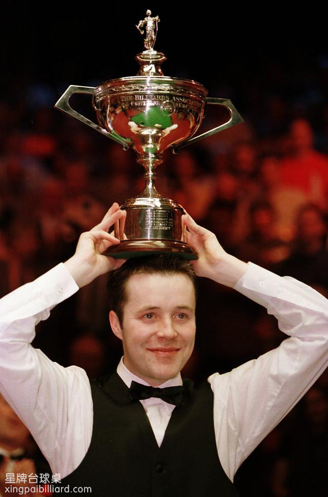 F1专家：诺里斯性格太软弱 在被维斯塔潘欺负之后他应该挺身而出