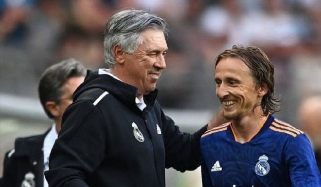 梅赛德斯 梅赛德斯